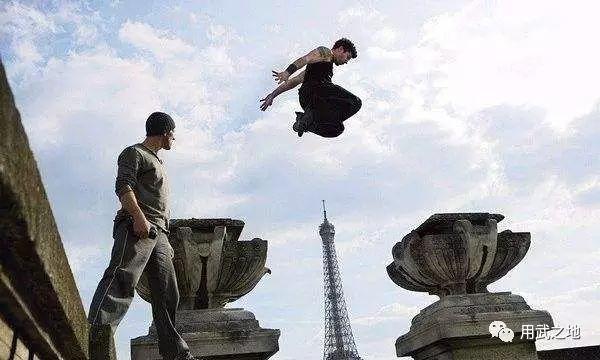 “xingkong.com”内乡县夏馆初中:党员教师冲锋在第一线(图1) 星空官网登录